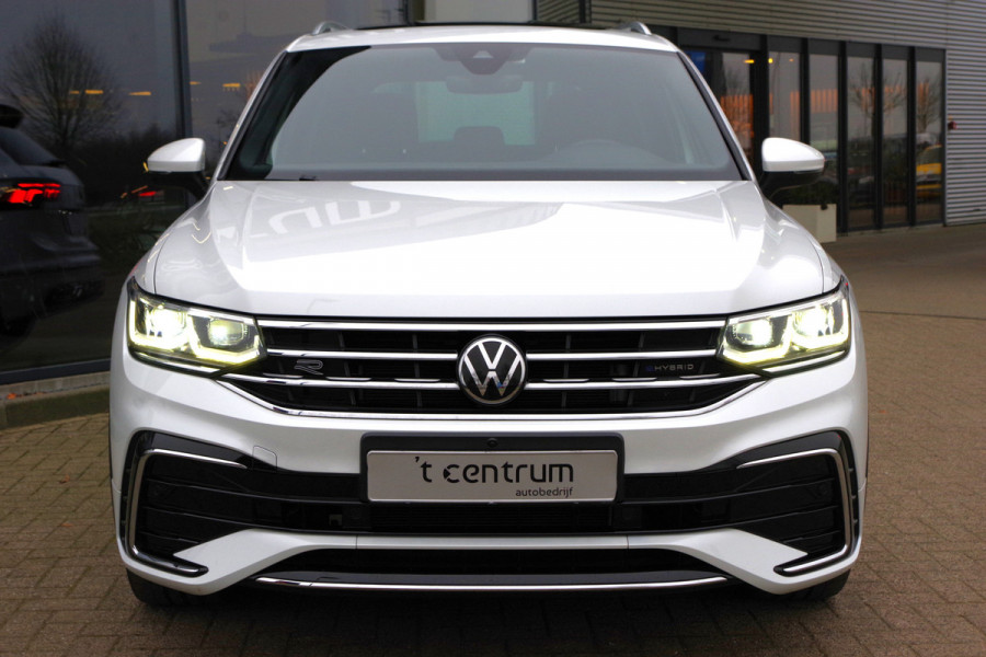 Volkswagen Tiguan 1.4 TSI 245 PK eHybrid R-Line BNS+ PHEV, Panoramadak, Trekhaak, IQ-Light