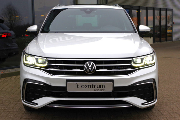 Volkswagen Tiguan 1.4 TSI 245 PK eHybrid R-Line BNS+ PHEV, Panoramadak, Trekhaak, IQ-Light