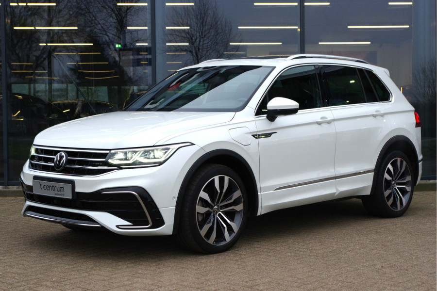 Volkswagen Tiguan 1.4 TSI 245 PK eHybrid R-Line BNS+ PHEV, Panoramadak, Trekhaak, IQ-Light