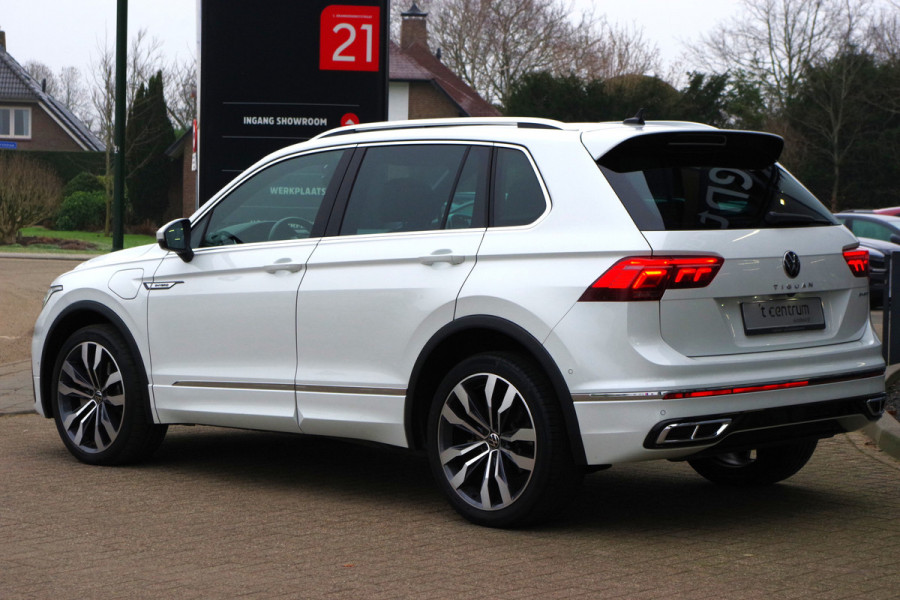Volkswagen Tiguan 1.4 TSI 245 PK eHybrid R-Line BNS+ PHEV, Panoramadak, Trekhaak, IQ-Light