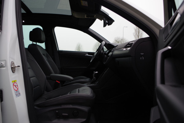 Volkswagen Tiguan 1.4 TSI 245 PK eHybrid R-Line BNS+ PHEV, Panoramadak, Trekhaak, IQ-Light