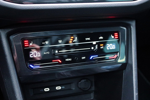 Volkswagen Tiguan 1.4 TSI 245 PK eHybrid R-Line BNS+ PHEV, Panoramadak, Trekhaak, IQ-Light