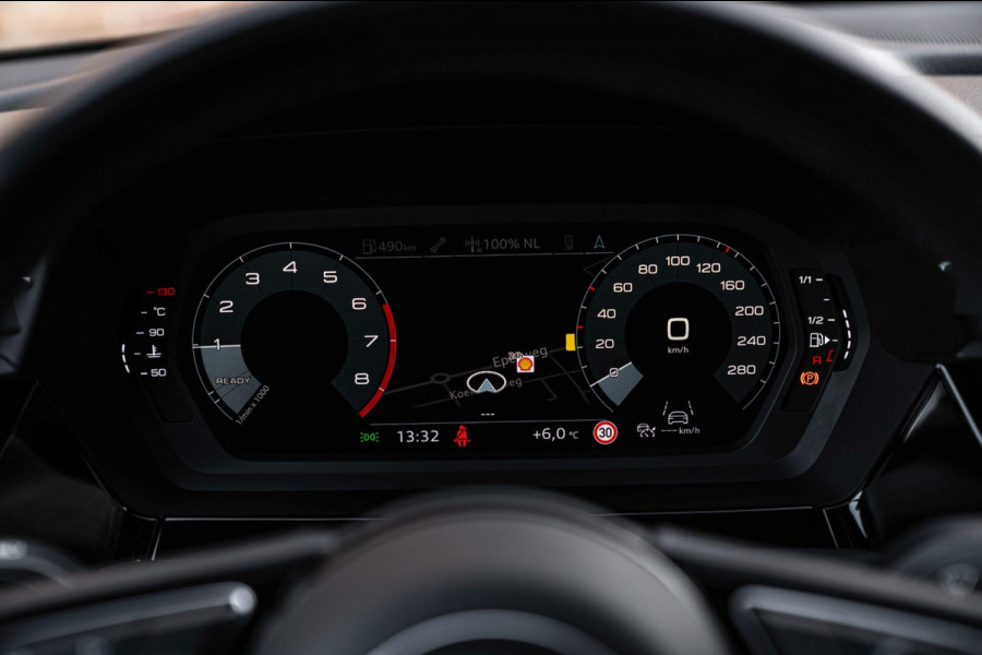 Audi A3 Sportback 30 TFSI Business Edition 110 PK 1e Eig Adaptive Stoelverwarming Full LED 18''