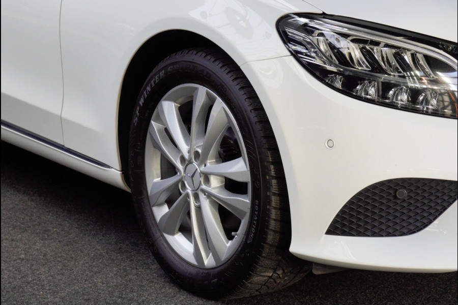 Mercedes-Benz C-Klasse Estate 180 Navi Leder Camera LED PTS Elektr. achterklep Climate Control LM velgen