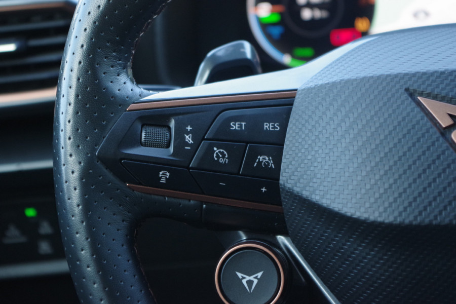 CUPRA Formentor 1.4 e-Hybrid 245 PK VZ Performance PHEV, Adap. Cruise Control, Matrix-LED, Camera