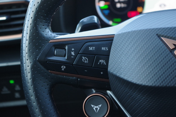 CUPRA Formentor 1.4 e-Hybrid 245 PK VZ Performance PHEV, Adap. Cruise Control, Matrix-LED, Camera