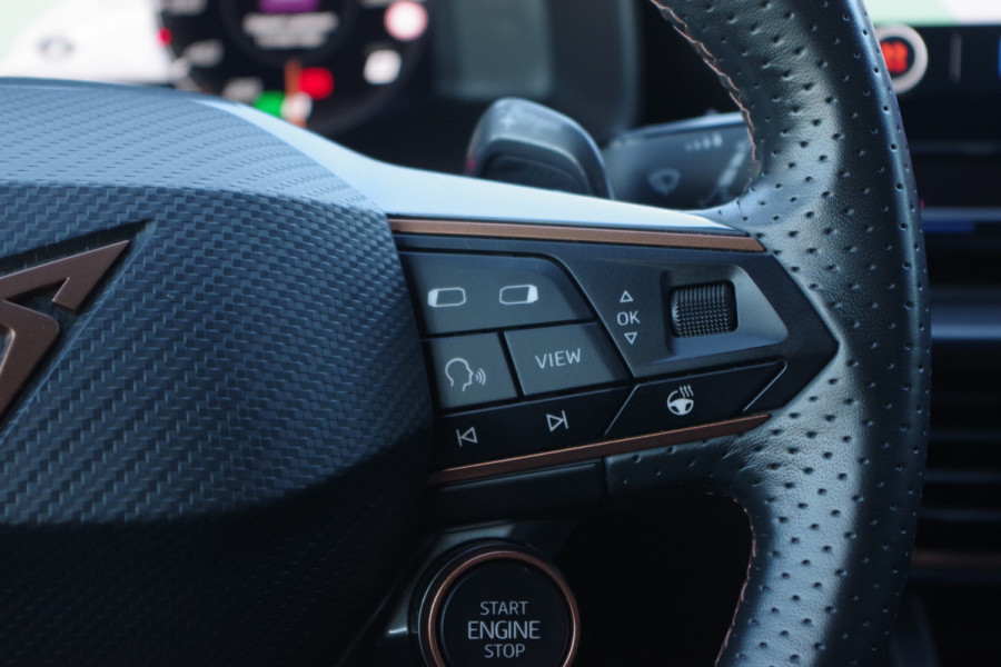 CUPRA Formentor 1.4 e-Hybrid 245 PK VZ Performance PHEV, Adap. Cruise Control, Matrix-LED, Camera