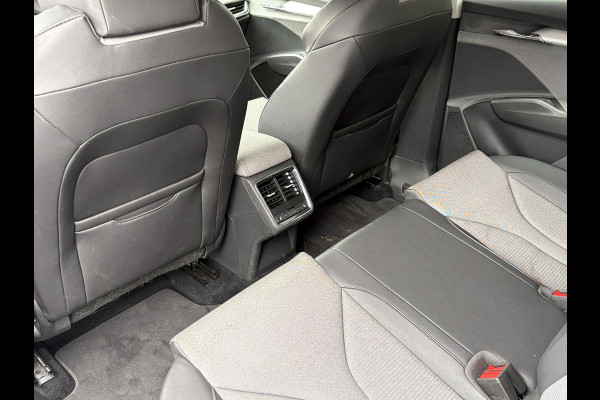 Škoda ENYAQ iV 60 | Wegklapbare trekhaak | Stoelverwarming | Warmtepomp