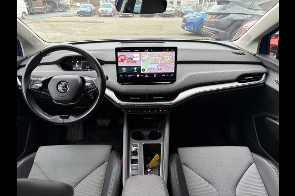Škoda ENYAQ iV 60 | Wegklapbare trekhaak | Stoelverwarming | Warmtepomp