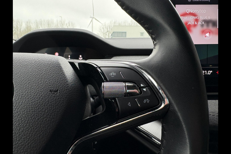 Škoda ENYAQ iV 60 | Wegklapbare trekhaak | Stoelverwarming | Warmtepomp