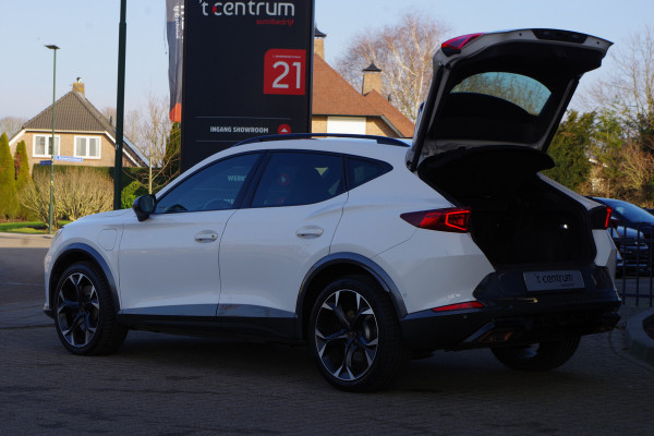 CUPRA Formentor 1.4 e-Hybrid 245 PK VZ Performance PHEV, Trekhaak, Adap. Cruise Control, Camera