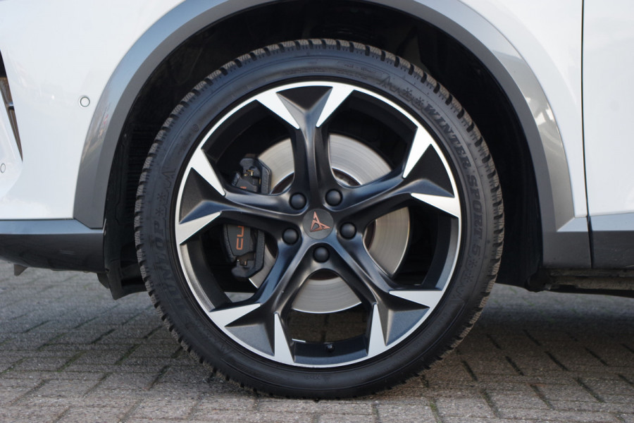 CUPRA Formentor 1.4 e-Hybrid 245 PK VZ Performance PHEV, Trekhaak, Adap. Cruise Control, Camera