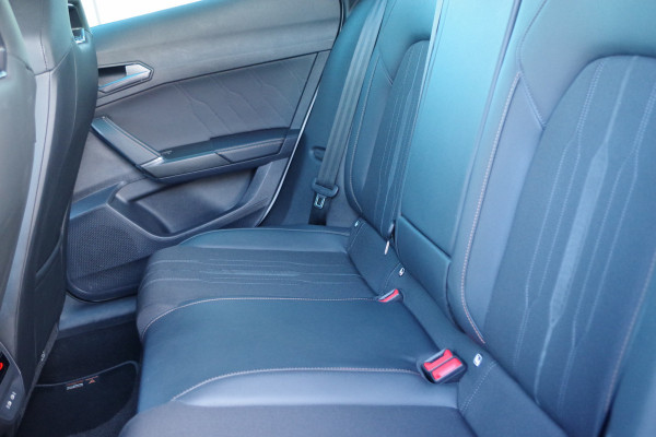 CUPRA Formentor 1.4 e-Hybrid 245 PK VZ Performance PHEV, Trekhaak, Adap. Cruise Control, Camera