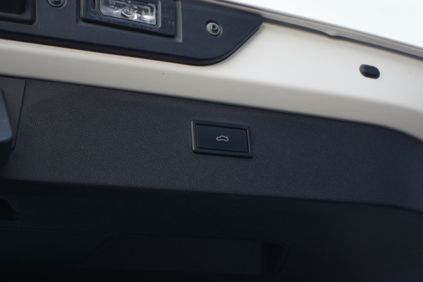 CUPRA Formentor 1.4 e-Hybrid 245 PK VZ Performance PHEV, Trekhaak, Adap. Cruise Control, Camera