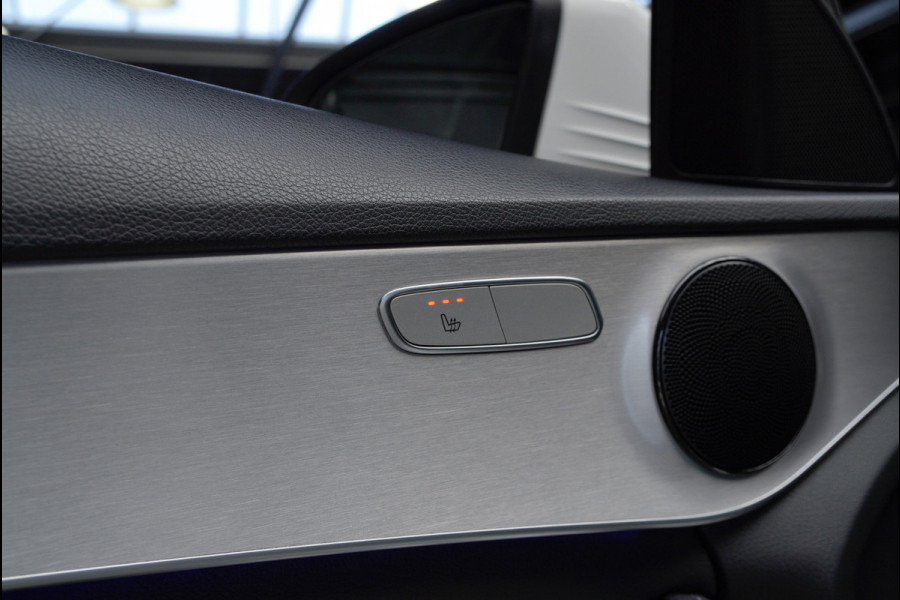 Mercedes-Benz C-Klasse Estate 180 Navi Leder Camera LED PTS Elektr. achterklep Climate Control LM velgen
