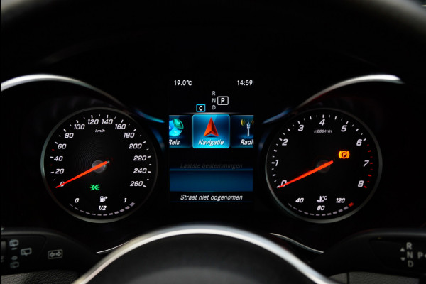 Mercedes-Benz C-Klasse Estate 180 Navi Leder Camera LED PTS Elektr. achterklep Climate Control LM velgen