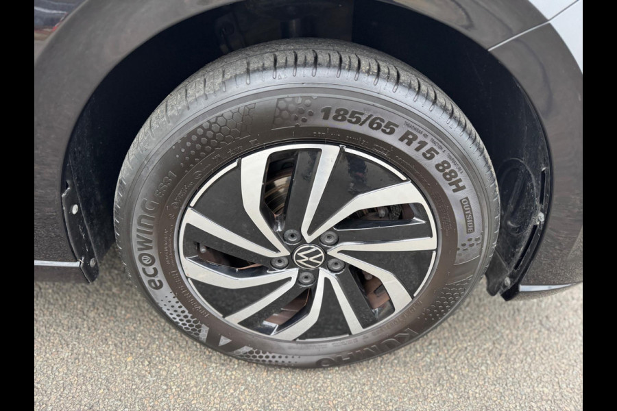 Volkswagen Polo 1.0 TSI life DSG Virtual LED Camera Clima PDC Cruise control