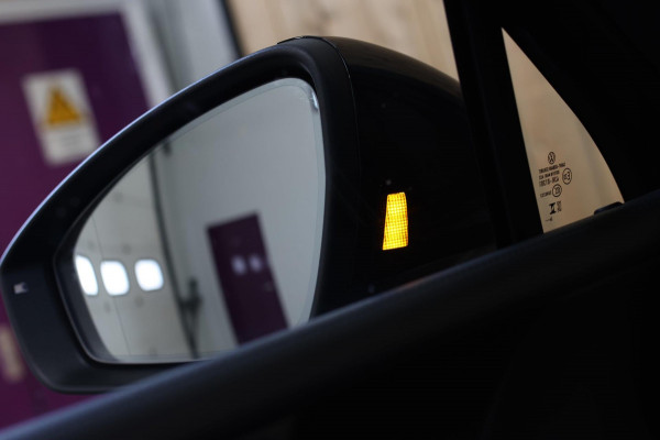 Volkswagen Tiguan 1.5 eTSI R-Line *Pano*H/K*360 Camera*Head-Up*Keyless*Trekhaak*