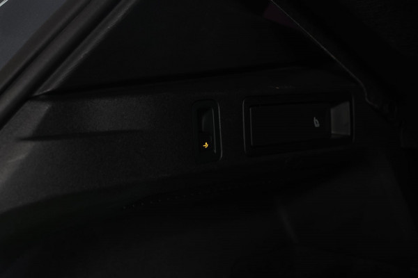 Volkswagen Tiguan 1.5 eTSI R-Line *Pano*H/K*360 Camera*Head-Up*Keyless*Trekhaak*