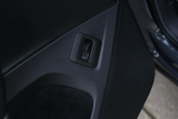 Volkswagen Tiguan 1.5 eTSI R-Line *Pano*H/K*360 Camera*Head-Up*Keyless*Trekhaak*