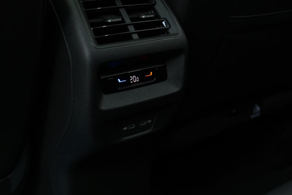 Volkswagen Tiguan 1.5 eTSI R-Line *Pano*H/K*360 Camera*Head-Up*Keyless*Trekhaak*