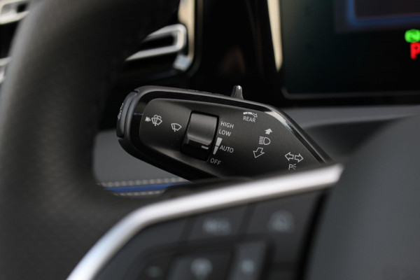 Volkswagen Tiguan 1.5 eTSI R-Line *Pano*H/K*360 Camera*Head-Up*Keyless*Trekhaak*