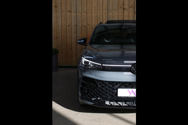 Volkswagen Tiguan 1.5 eTSI R-Line *Pano*H/K*360 Camera*Head-Up*Keyless*Trekhaak*