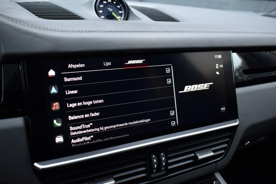 Porsche Cayenne Coupé 3.0 E-Hybrid 462pk SportDesign Techart | Pano | ACC | 22'' Wielen | PDLS+ Matrix | Alcantara dakhemel | Matrix PDLS+ |