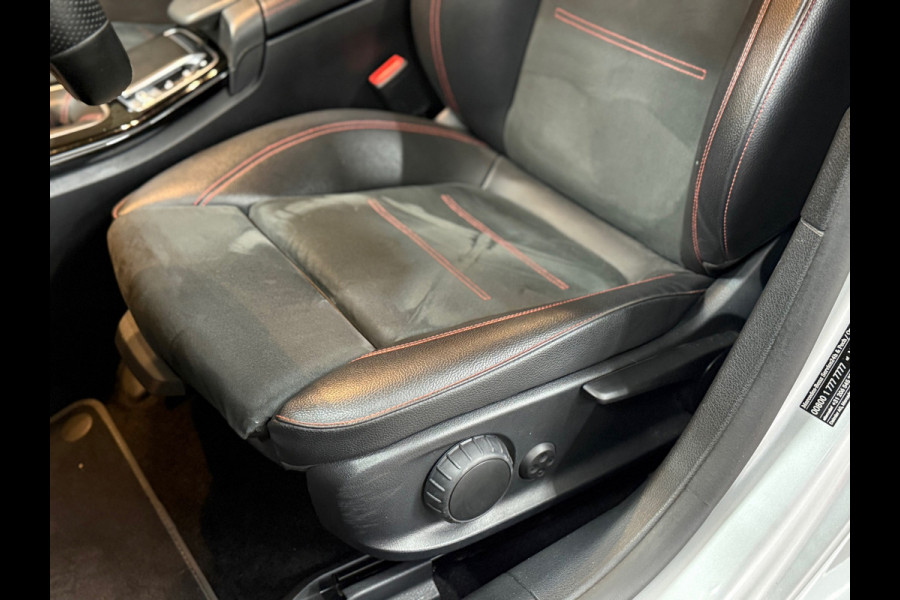 Mercedes-Benz A-Klasse 200 Business Solution AMG | LED | 18' inch | Sportstoelen | Parkeerassistent | Navigatie | NAP