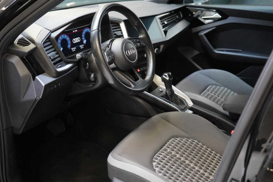 Audi A1 Sportback 30 TFSI 115pk Epic Automaat | Climate control | Parkeersensoren | Navigatie | Lm velgen
