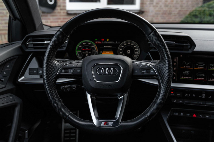 Audi A3 Sportback 40 TFSI e s edition ACC B&O Matrix LED Ambiance Elek.Klep Keyless Stoelverwarming 18''