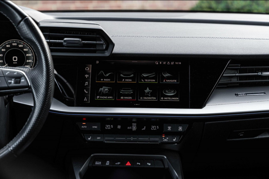 Audi A3 Sportback 40 TFSI e s edition ACC B&O Matrix LED Ambiance Elek.Klep Keyless Stoelverwarming 18''