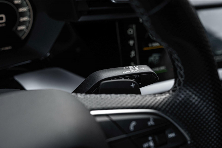 Audi A3 Sportback 40 TFSI e s edition ACC B&O Matrix LED Ambiance Elek.Klep Keyless Stoelverwarming 18''