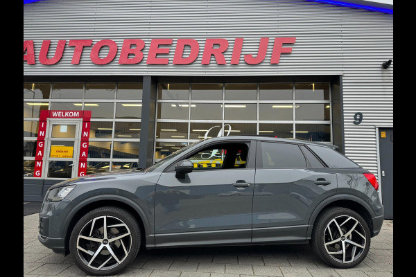 Audi Q2 30 TFSI Design Pro Line Plus - AUTOMAAT I Panorama dak I Airco I PDC I Sport velgen 19 I Afneembare trekhaak I Dealer ond.