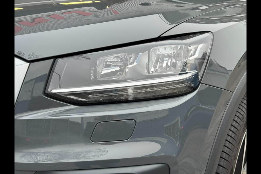 Audi Q2 30 TFSI Design Pro Line Plus - AUTOMAAT I Panorama dak I Airco I PDC I Sport velgen 19 I Afneembare trekhaak I Dealer ond.