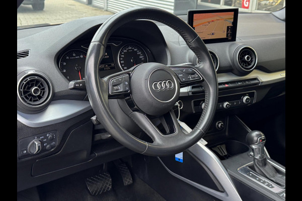 Audi Q2 30 TFSI Design Pro Line Plus - AUTOMAAT I Panorama dak I Airco I PDC I Sport velgen 19 I Afneembare trekhaak I Dealer ond.
