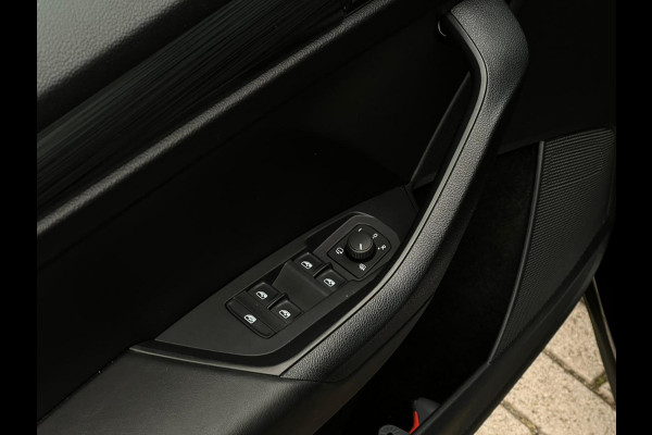 Škoda Kodiaq 1.5 TSI Business Edition NL AUTO | AFN. TREKHAAK | CARPLAY |