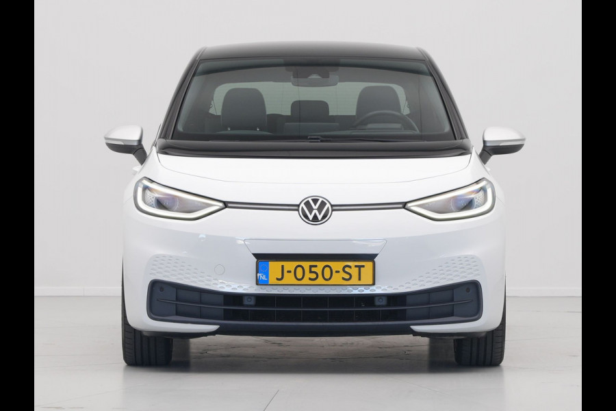 Volkswagen ID.3 First Max 58 kWh 204pk Trekhaak Panorama Navigatie Camera Stoel/Stuurverwarming