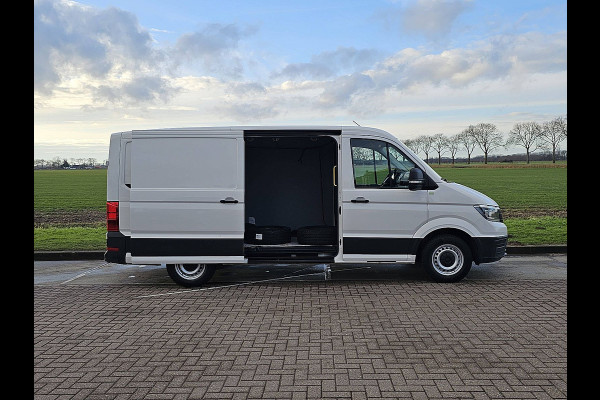 Volkswagen Crafter 30 2.0 TDI 102 L2H1 airco, trekhaak
