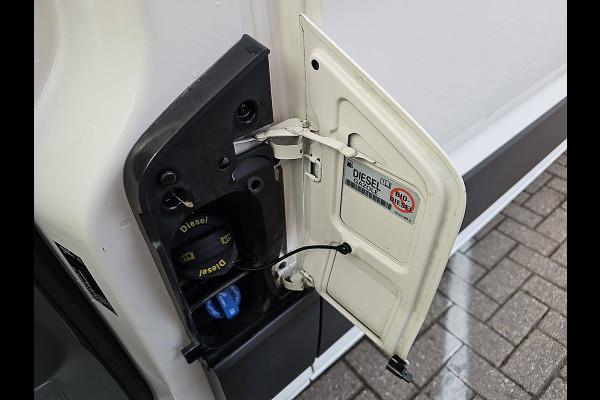 Volkswagen Crafter 30 2.0 TDI 102 L2H1 airco, trekhaak