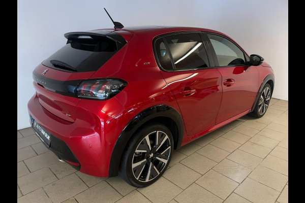 Peugeot 208 1.2 PureTech GT 100PK AIRCO CLIMA NAVI CRUISE PANO APPLE CARPLAY 3D COCKPIT PDC CAM LAGE KM STAND NIEUWSTAAT