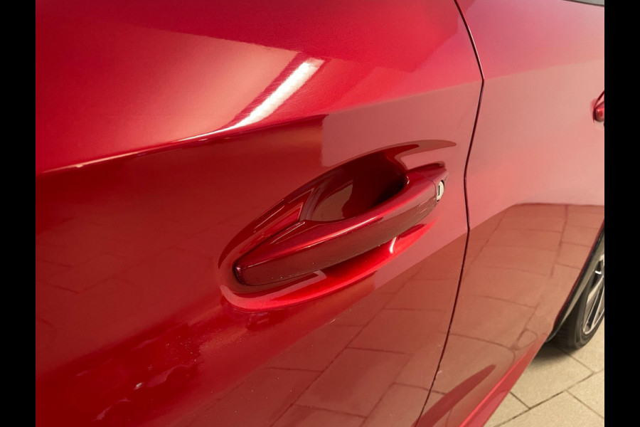 Peugeot 208 1.2 PureTech GT 100PK AIRCO CLIMA NAVI CRUISE PANO APPLE CARPLAY 3D COCKPIT PDC CAM LAGE KM STAND NIEUWSTAAT