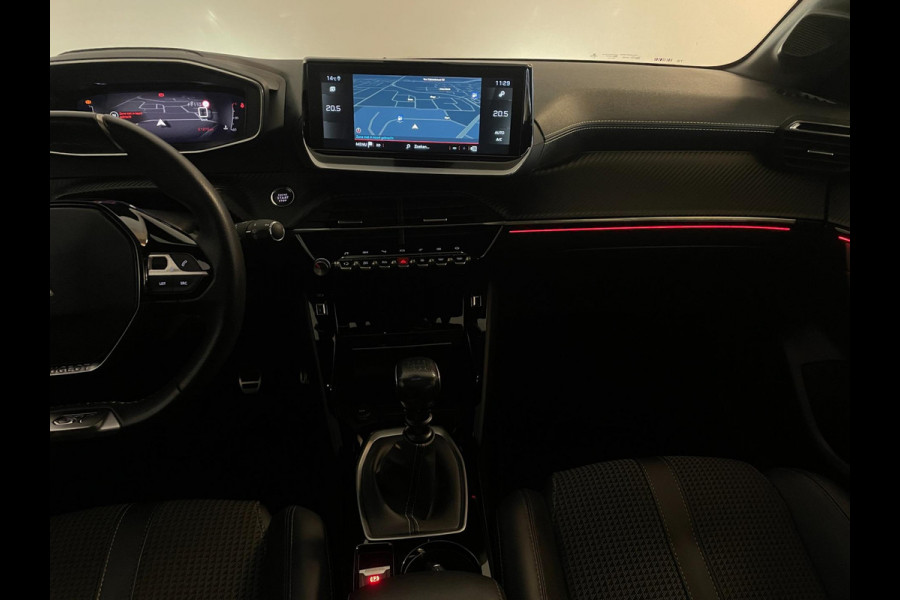 Peugeot 208 1.2 PureTech GT 100PK AIRCO CLIMA NAVI CRUISE PANO APPLE CARPLAY 3D COCKPIT PDC CAM LAGE KM STAND NIEUWSTAAT