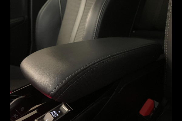 Peugeot 208 1.2 PureTech GT 100PK AIRCO CLIMA NAVI CRUISE PANO APPLE CARPLAY 3D COCKPIT PDC CAM LAGE KM STAND NIEUWSTAAT