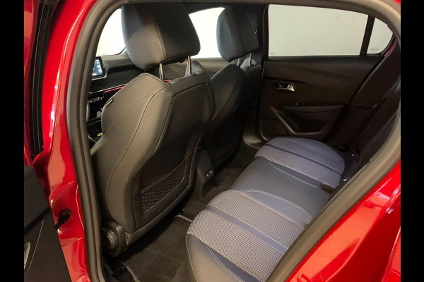 Peugeot 208 1.2 PureTech GT 100PK AIRCO CLIMA NAVI CRUISE PANO APPLE CARPLAY 3D COCKPIT PDC CAM LAGE KM STAND NIEUWSTAAT