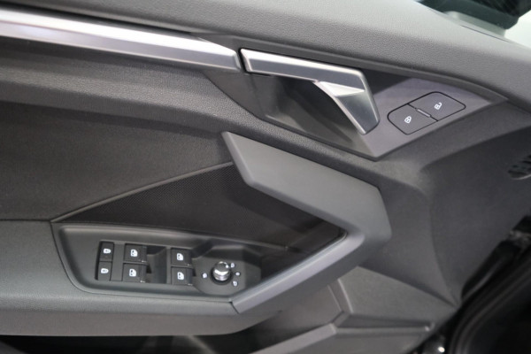 Audi A3 Sportback 30 TFSI Business edition - N.A.P. Airco, Cruise, Navi, PDC.