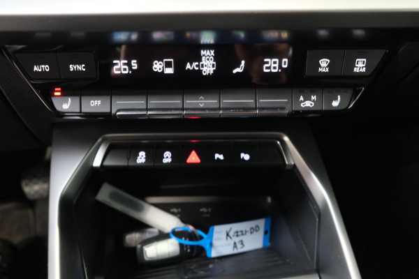 Audi A3 Sportback 30 TFSI Business edition - N.A.P. Airco, Cruise, Navi, PDC.