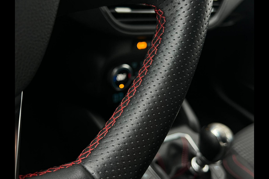 Ford Focus 1.0 EcoBoost Hybrid ST Line Business NL AUTO | CAMERA | CARPLAY |