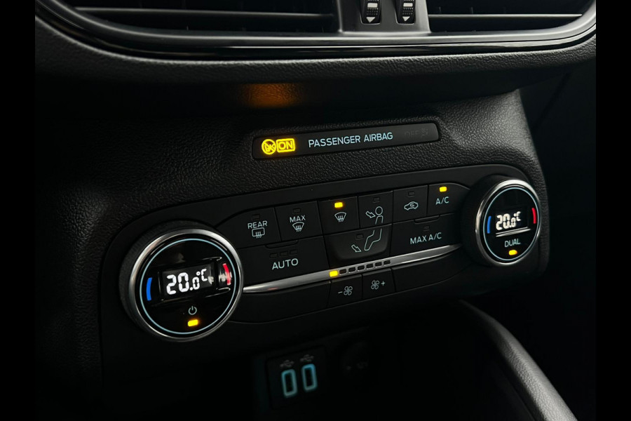 Ford Focus 1.0 EcoBoost Hybrid ST Line Business NL AUTO | CAMERA | CARPLAY |