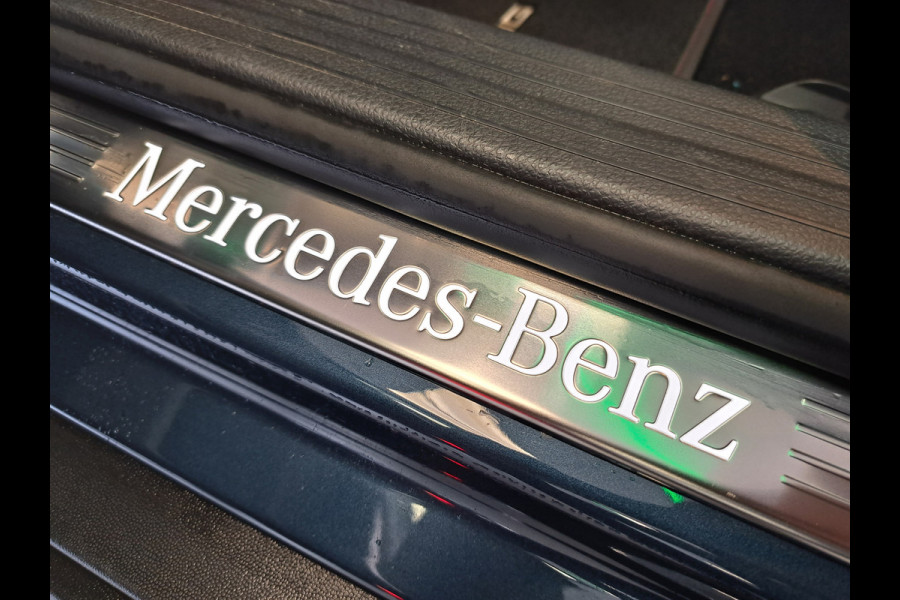Mercedes-Benz GLA 180 Business Solution AMG Panoramadak Clima Cruise Navigatie camera 18"LM